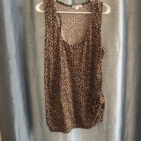 Warehouse One 2x  Brown/ tan ruched sides- 23” pit to pit. New or like new - Picture 5 of 6